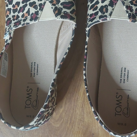 Leopard Print Alpargata Toms - Picture 2 of 6